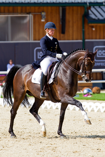 Sie ließ zum Auftakt des CDI4* CDI3* Dressage International das Dressurviereck im Glock Horse Performance Center erstrahlen: Isabell Werth (GER) und Der Stern OLD © Michael Rzepa